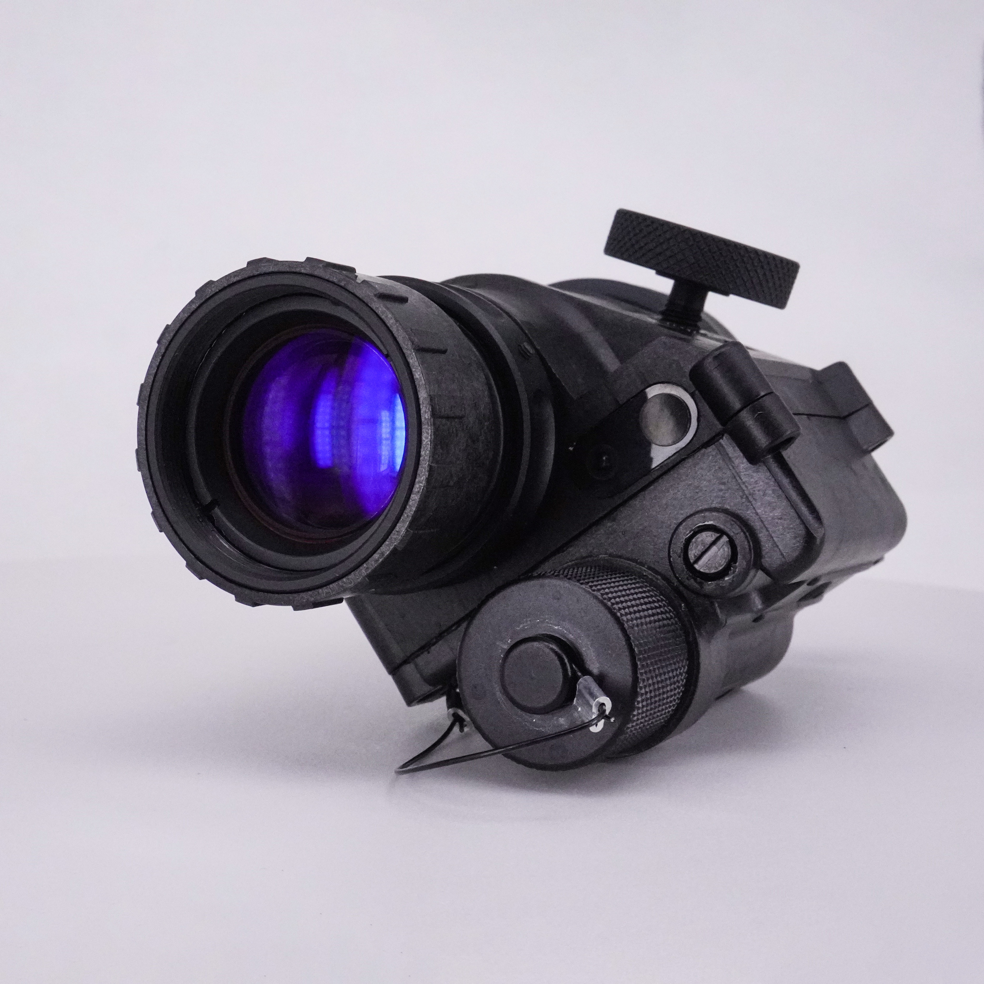 40 de alta sensibilidade °   1 - Monocular Night Vision avaliação e preço